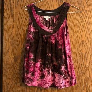 XL sleeveless blouse